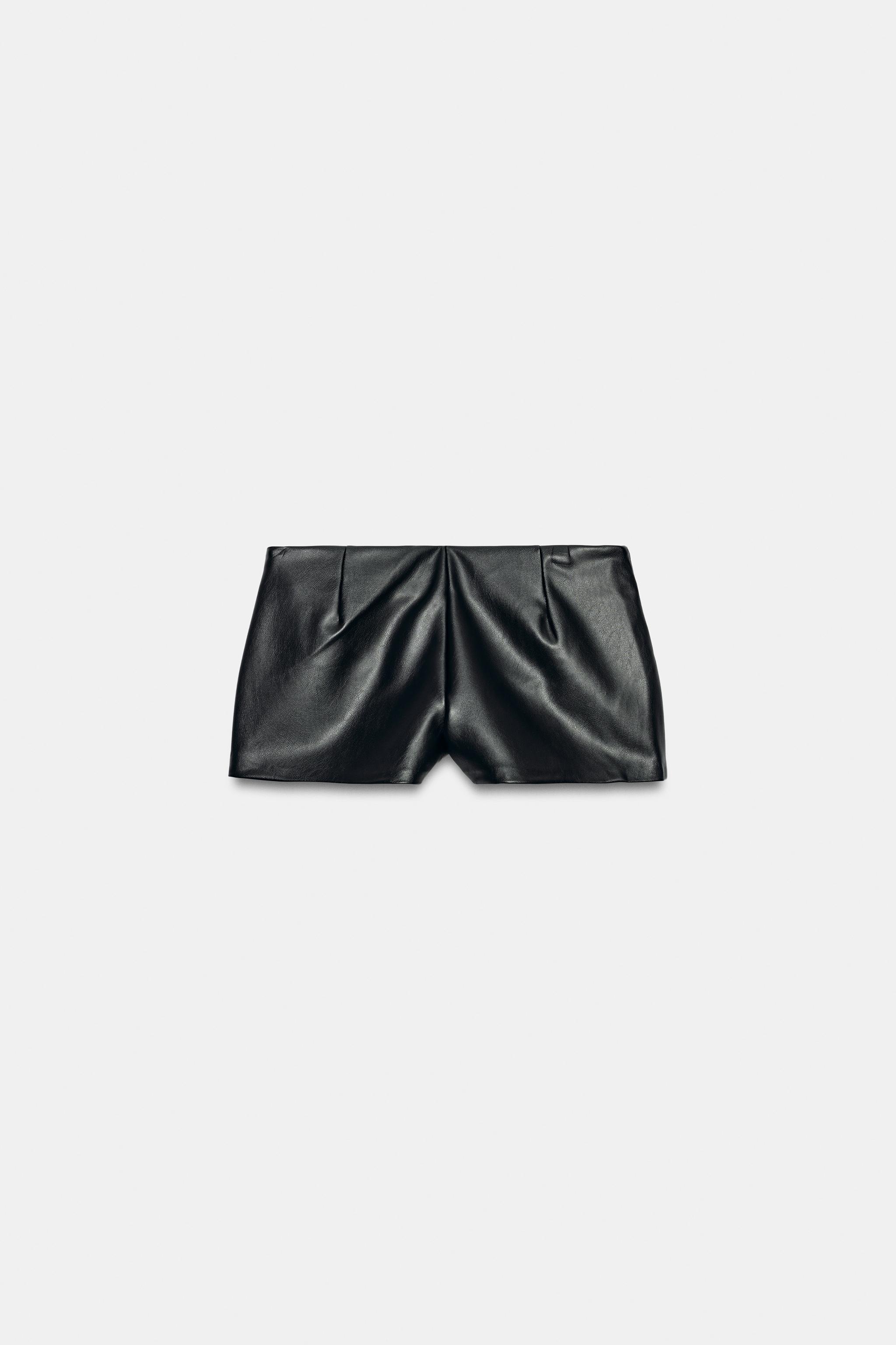 TWILL BUTTON MINI SHORTS